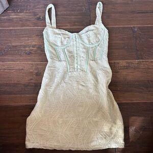 PrettyLittleThing Textured green Dress